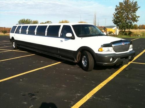 Lincoln navigator limousine