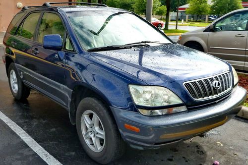 2001 lexus rx300 fwd *** excellent condition *** full towing package, no reserve
