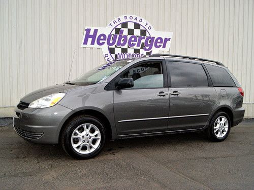 2005 toyota sienna le 7 passenger