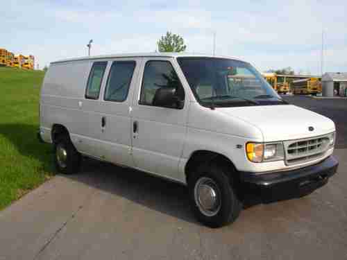 2002 Ford E-250 Cargo Van - Lexington, Kentucky, image 2