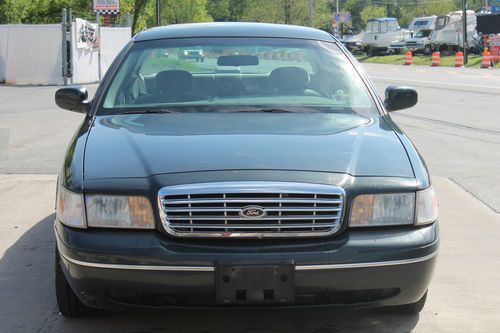 1999 ford crown victoria police interceptor sedan 4-door 4.6l