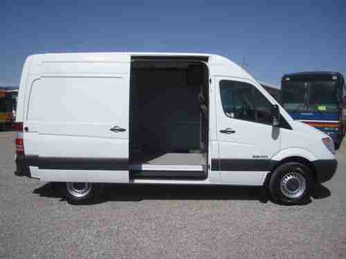 2008 Dodge Sprinter 2500 Cargo Van 3.0L Mercedes Diesel Only 2,609 Miles!, image 5