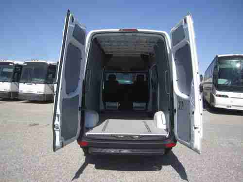 2008 Dodge Sprinter 2500 Cargo Van 3.0L Mercedes Diesel Only 2,609 Miles!, image 21