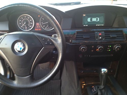 2006 BMW 550i Base Sedan 4-Door 4.8L, image 3