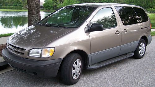 1998 toyota sienna le solid reliable transportation no reserve!