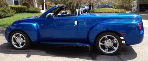 2006 chevrolet ssr pickup truck.  mint condition.