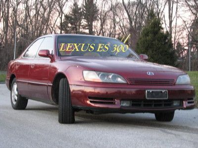 No reserve auction front wheel drive,toyota lexus,es 300,extra clean,reliable