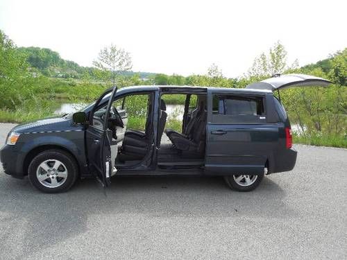 2009 dodge caravan se**runs good**one owner**no reasonable offer refused**