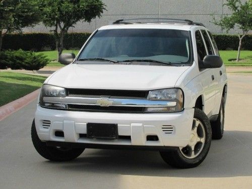 2007 chevrolet trailblazer 4wd | white | super clean | carfax cert | no reserve