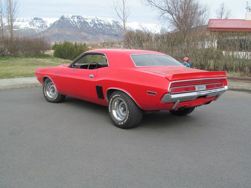 Dodge challenger 1970 340 4 barrell 4 speed manual