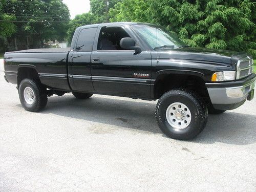 99 dodge ram 2500 slt 4x4 quad cummins turbo diesel 1 owner 116k mint