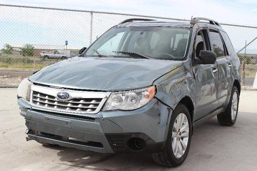 2012 subaru forester premium salvage repairable rebuilder only 12k miles runs!!!