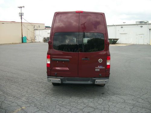 2012 NV SV High Roof 2500 V6 WHEEL CHAIR LIFT, image 3