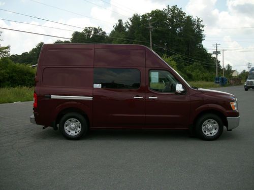 2012 NV SV High Roof 2500 V6 WHEEL CHAIR LIFT, image 4