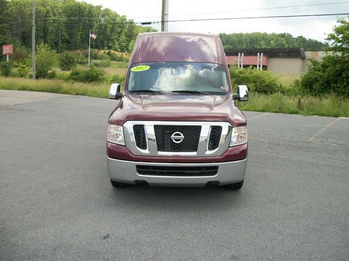 2012 NV SV High Roof 2500 V6 WHEEL CHAIR LIFT, image 5