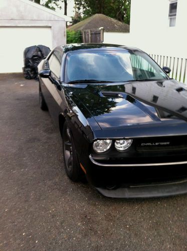 2011 dodge challenger se 3.6l v6 brilliant black