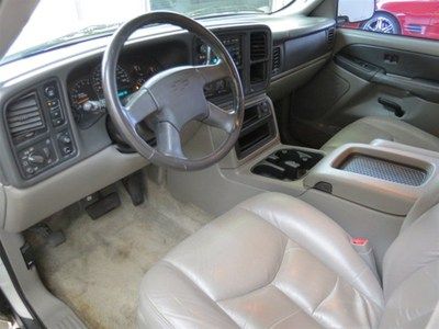 4DR 4X4 1500 5.3L - Leather 3rd Row Seats Bose Rear Air Condition, image 10