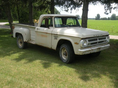 1970 dodge w200 powerwagon long bed step side