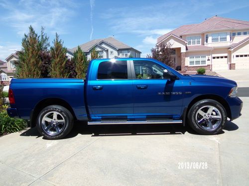 ***mint*** 2011 dodge ram 1500 5.7l hemi 4x4 quad cab, fully loaded, low miles!!