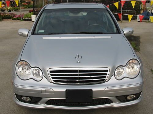 2007 mercedes-benz c230 sport sedan 4-door 2.5l with warranty **we finance**