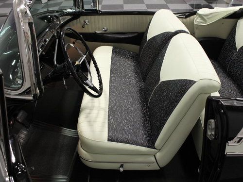 BEAUTIFULLY RESTORED BLACK N WHITE TWO-TONE CONV, NEW TOP, VINTAGE AIR, PS, PB!!, US $83,995.00, image 3