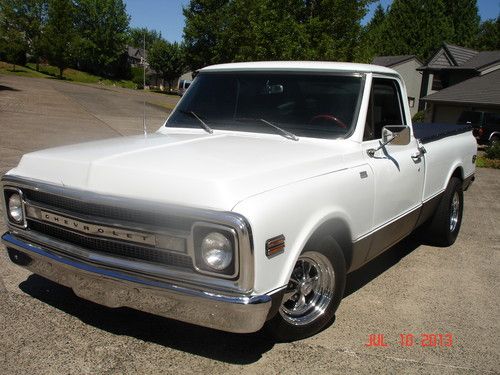 1969 chevy c10 fleetside shortbed p/u