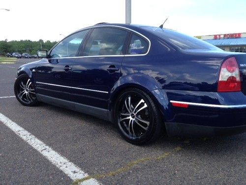 2002 volkswagen passat gls sedan 4-door 1.8l