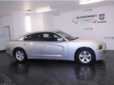 Sporty Push Start MP3 Alloy Wheels Power Seat Cruise Control Dual Air Bags, image 2