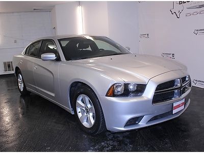 Sporty Push Start MP3 Alloy Wheels Power Seat Cruise Control Dual Air Bags, image 5