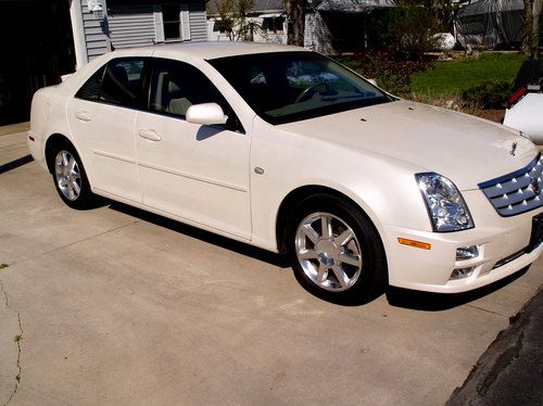 2005 cadillac sts, 46k miles, diamond ice, v-8 sell/trade for late model pickup