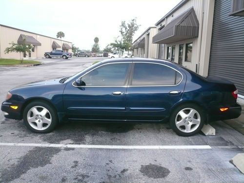 2001 infiniti i30 t sedan 4-door 3.0l