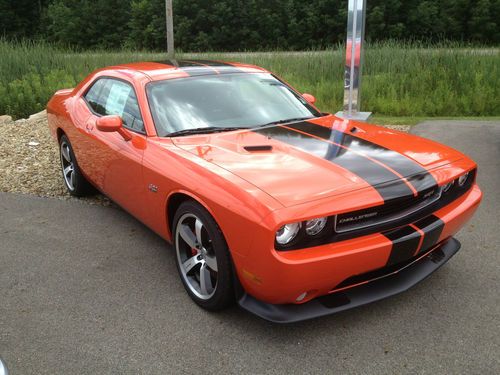 2013 dodge challenger srt8 392 hemi orange 6.4l hemi 6-speed frederick scat pack