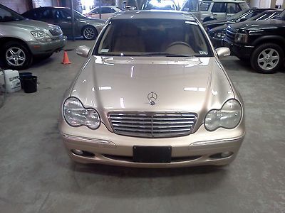 ***clean 2003 mercedes c240***