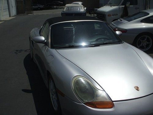 Porsche boxster 2001 silverblack