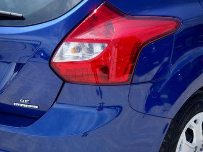 SE Hatchback 2.0L CD Trip Computer Power Door Locks Auto Express Down Window, image 13