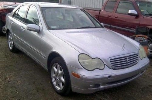 2003 mercedes-benz c240 4matic sedan 4-door 2.6l