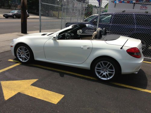 2009 slk 300 2 dr cpe/rdster cpo mercedes benz sevice only