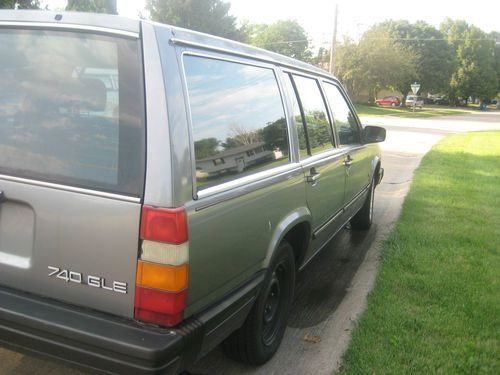 1988 Volvo 740 GLE Wagon 4-Door 2.3L, image 4