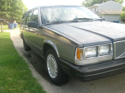 1988 Volvo 740 GLE Wagon 4-Door 2.3L, image 5