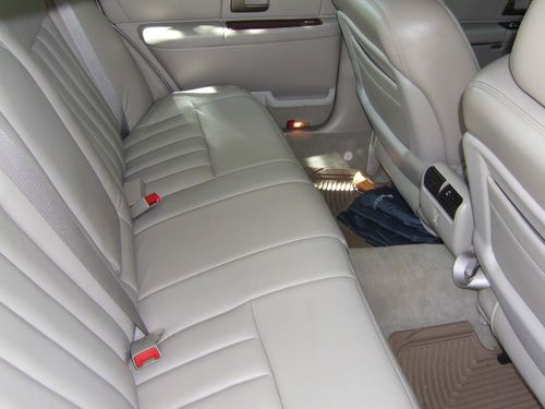 2003 Lincoln Town Car Executive Sedan 4-Door 4.6L, US $7,500.00, image 4