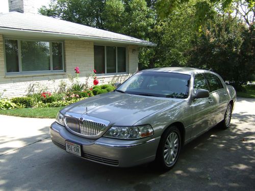 2003 Lincoln Town Car Executive Sedan 4-Door 4.6L, US $7,500.00, image 8