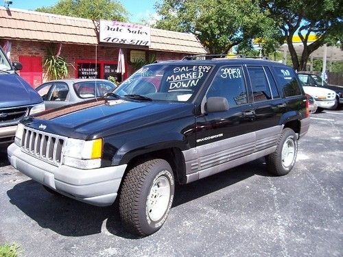 1998 4wdjeep grand cherokee laredo sport utility 4-door 4.0l, 114k mi, black