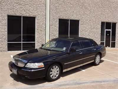 Limo taxi black leather sunroof