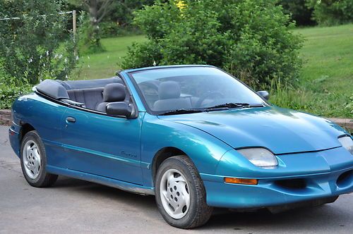 1997 pontiac sunfire se convertible 2-door 2.4l