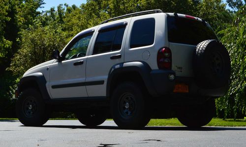 2006 Jeep Liberty Limited Sport Utility 4-Door 3.7L, US $7,000.00, image 3