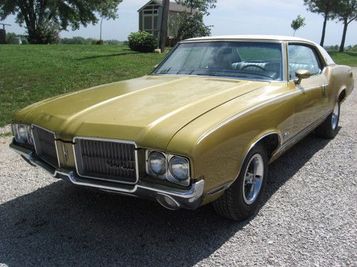 1971 cutlass supreme with original window sticker &amp; other documents