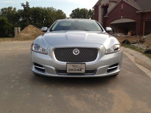 2011 jaguar xj l sedan 4-door 5.0l  ***no reserve***