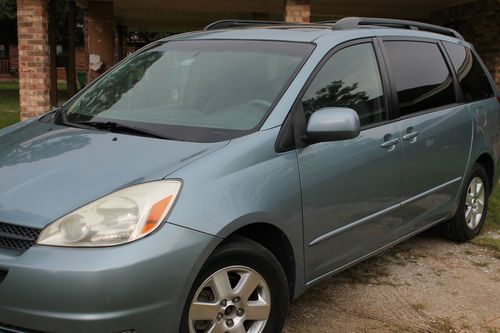 Blue 2004 toyota sienna xle mini passenger van 5-door 3.3l priced 4 quick sale!!