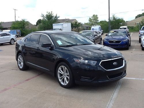 2013 ford taurus 4dr sdn sho awd