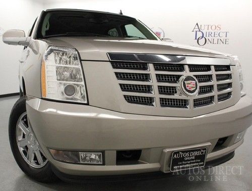 We finance 07 awd sunroof cd changer heated front/rear seats v8 remote start tow